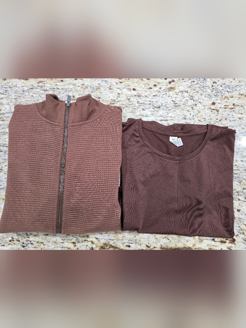 💥FREELY Zip-Up Jacket XL & XERSION XL Tee Set💥